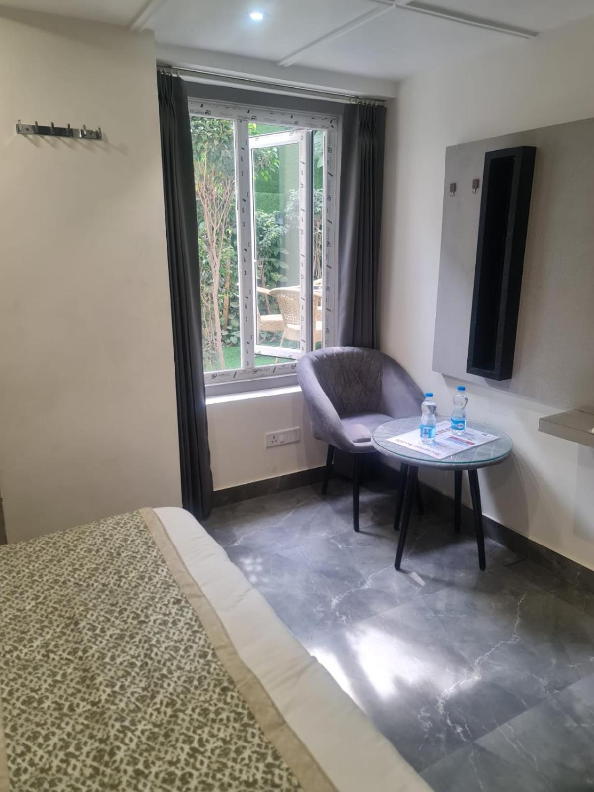 City View With Garden -5 Mins Walk From Golden Temple Amritsar Eksteriør bilde